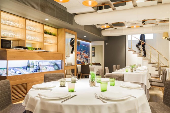 Cierra un restaurante de Valencia tras un caso aislado en un cocinero asintomáti