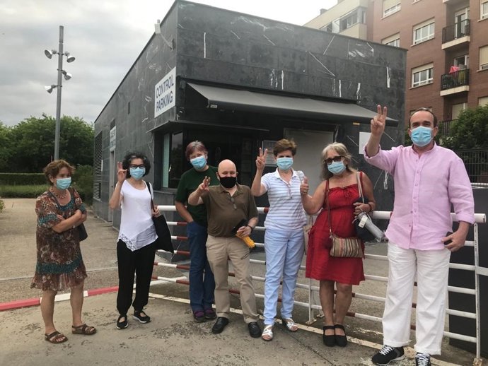 Marea Blanca en el desahucio de Aparcamiento CIBIR