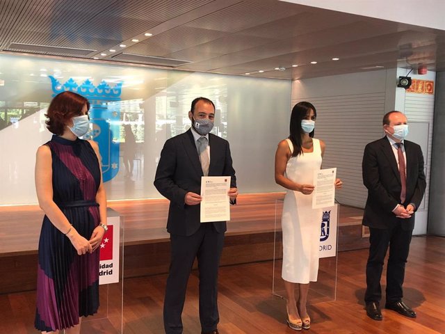Comunidad de Madrid y Ayuntamiento de la capital firman un acuerdo para impulsar el empleo sin duplicidades
