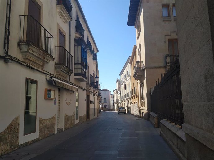 Calle Pizarro de Cáceres donde no se pueden instalar terrazas por problemas de accesibilidad