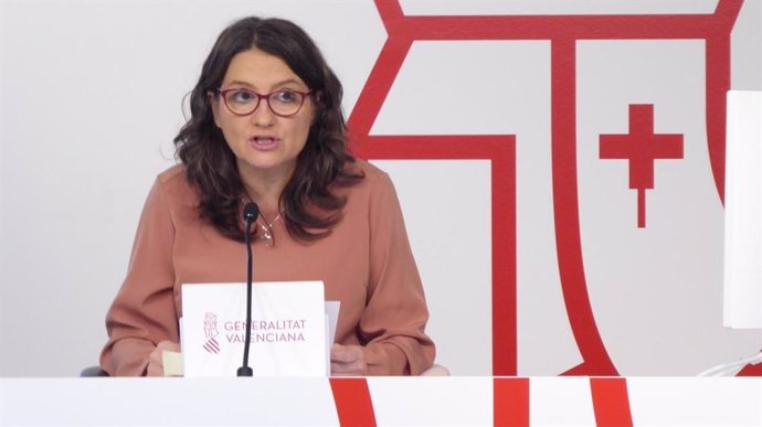La portaveu del Consell, Mónica Oltra, en una roda de premsa 