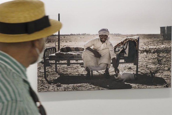 Exposición 'La vida de los otros', que recoge una selección de fotografías realizadas por Ignacio Giménez-Rico.