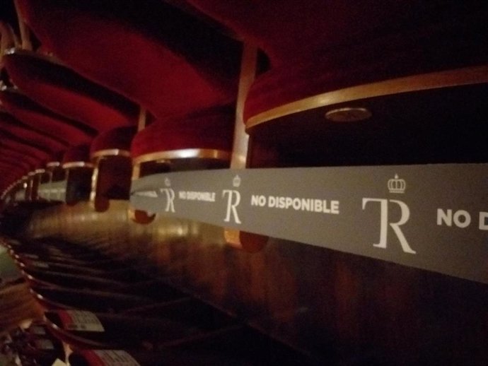Patio de butacas del Teatro Real con medidas de separación por el Covid-19