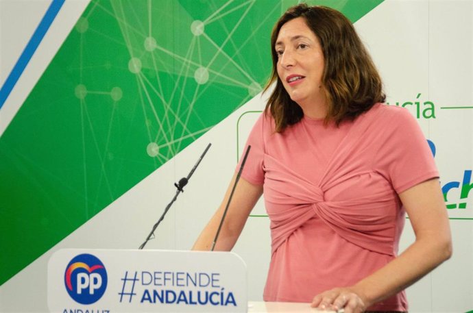 La secretaria general del PP-A, Loles López, en una foto de archivo