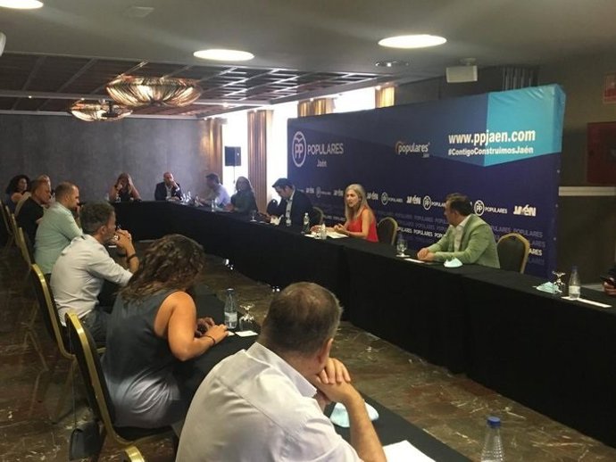 Reunión con la consejera de Cultura y Patrimonio Histórico, Patricia del Pozo