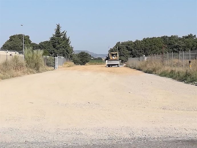 El Ayuntamiento de Monzón arregla 65 caminos rurales.