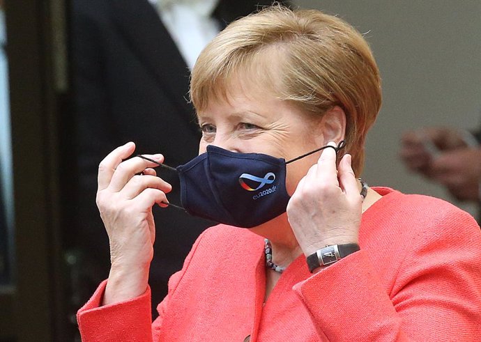 Coronavirus.- Merkel agradece a los mayores de 65 años la perseverancia exhibida