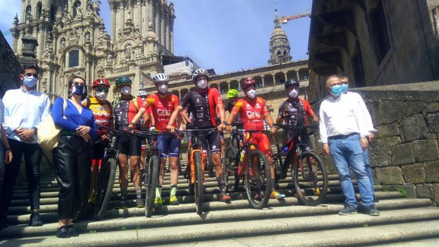El equipo 'Investigación es Vida' llega a Santiago de Compostela