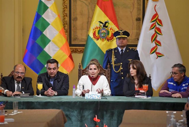 La presidenta autoproclamada de Bolivia, Jeanine Áñez