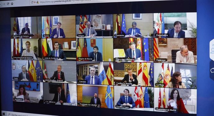 Imagen de una videoconferencia de todos los presidentes autonómicos y Pedro Sánchez durante la pandemia.