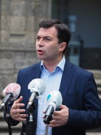 G. Caballero ve al PSdeG "en condiciones de ganar las elecciones" si se moviliza el electorado progresista