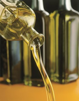 El aceite de oliva figura entre los productos andaluces cuyas exportaciones crecen en abril.