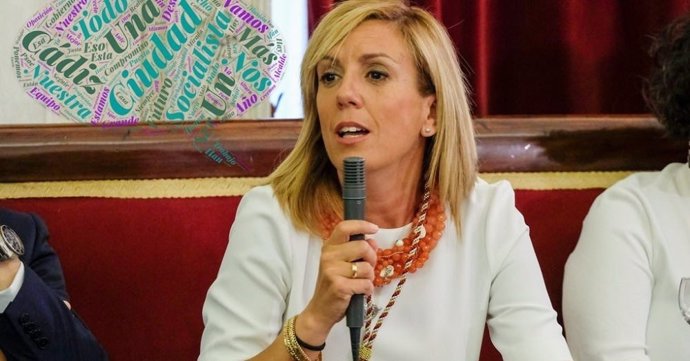 Mara Rodríguez, portavoz del PSOE en el Ayuntamiento de Cádiz