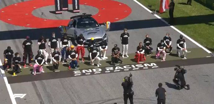 Fórmula 1/GP Austria.- Los pilotos se unen contra el racismo; Sainz y otros cinc