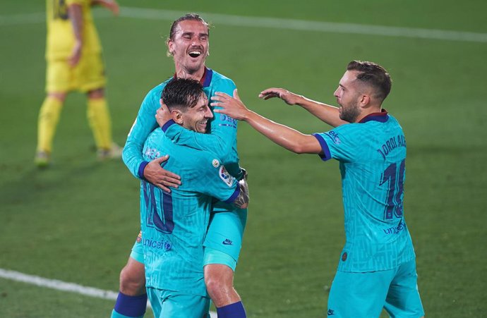 Fútbol/Primera.- Crónica del Villarreal CF - FC Barcelona, 1-4