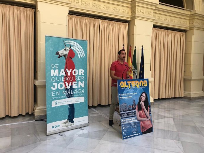 El concejal de Educación, Juventud y Fomento del Empleo, Luis Verde,