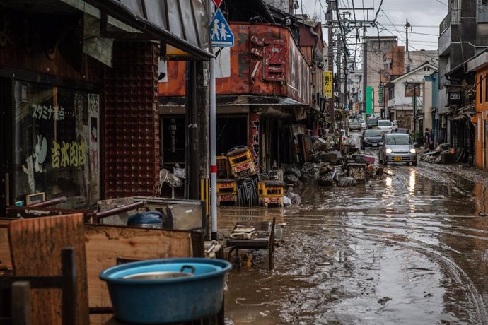 Japón.- Elevan a más de 40 los fallecidos por las inundaciones en el suroeste de