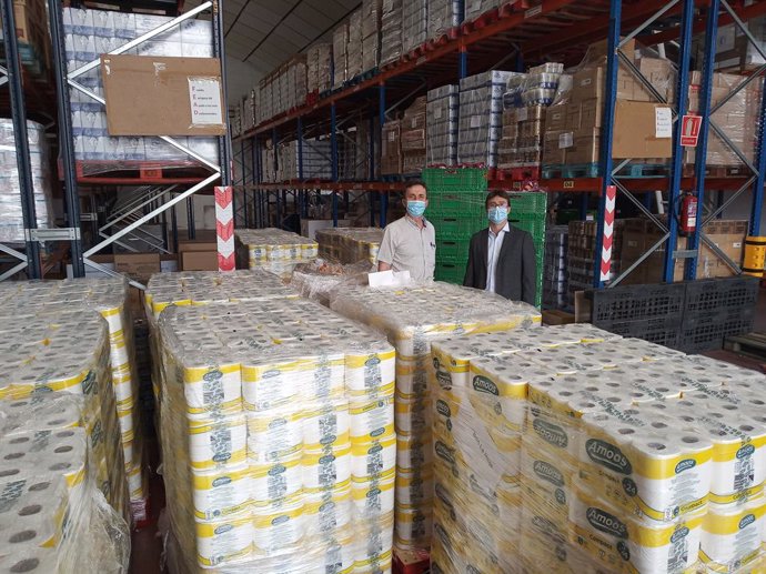 Mercadona entrega dos toneladas de productos de primera necesidad al Banco de Al