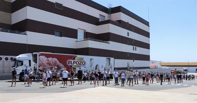 Trabajadores de El Pozo Alimentación.