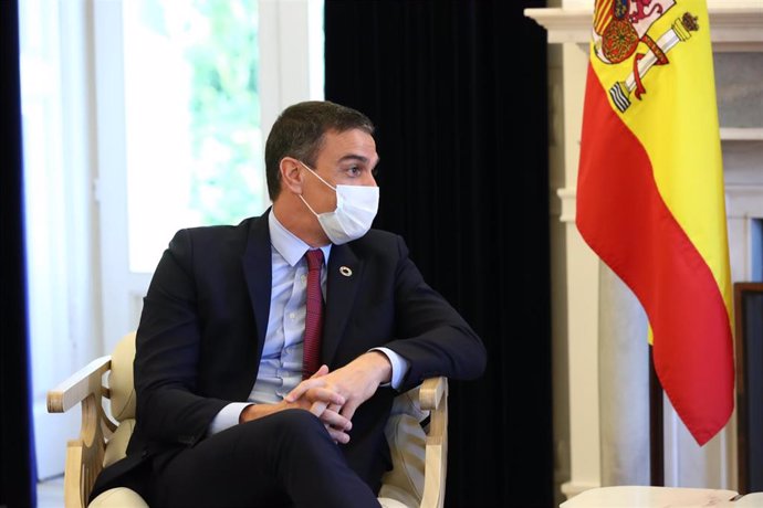 El presidente del Gobierno, Pedro Sánchez, durante un encuentro con el primer ministro de Portugal, António Costa, en el Palacio de So Bento, en Lisboa (Portugal), a 6 de julio de 2020.