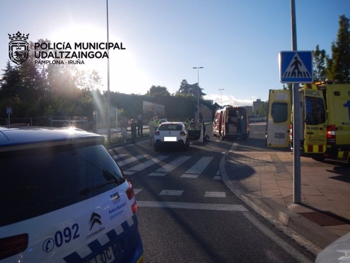 Lugar de la avenida Juan Pablo II de Pamplona donde fueron atropellados dos peatones que resultaron heridos graves.