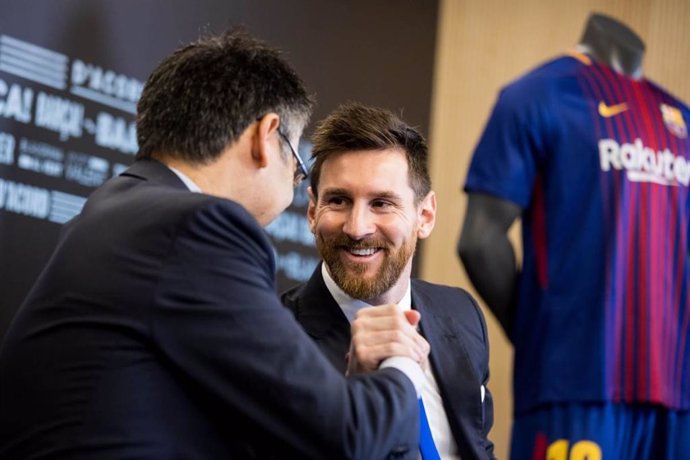 Fútbol.- Bartomeu: "Messi se retirará en el Bara y no conmigo, porque seguirá"