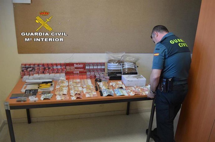 Efectos intervenidos por la Guardia Civil en La Rinconada.