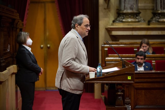 El presidente de la Generalitat, Quim Torra, interviene en el pleno monográfico en el Parlament sobre la gestión de las residencias durante la pandemia del Covid-19