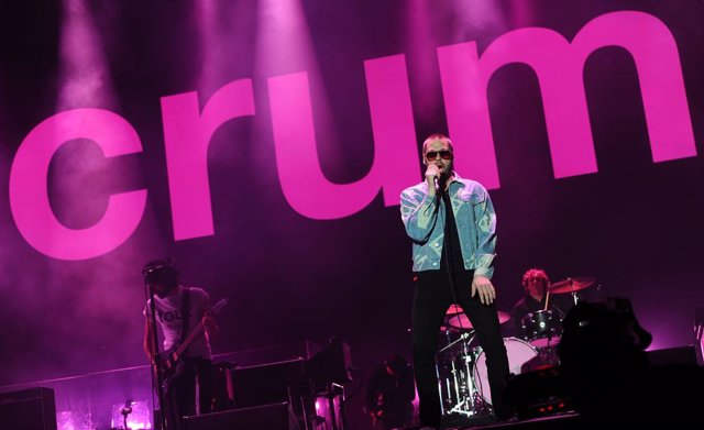 Tom Meighan of Kasabian performs on Day 1 of the V Festival at Hylands Park on August 22, 2015 in Chelmsford, England