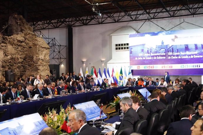 El Rey Felipe VI en el plenario de la XXVI Cumbre Iberoamericana de Jefes de Estado y de Gobierno 