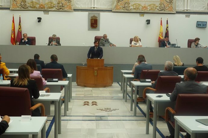 Imagen del debate de la convalidación del decreto-ley 6/2020, de 11 de junio, de modificación de la Ley 8/2006, de 16 de noviembre, de Sociedades Cooperativas de la Región de Murcia