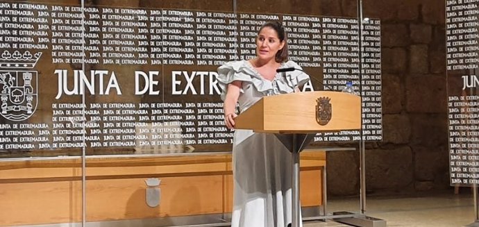 La consejera de Igualdad y portavoz de la Junta, Isabel Gil Rosiña