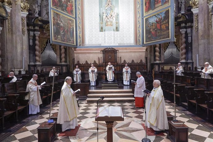 Misa en la solemnidad de San José, a puerta cerrada en la Catedral