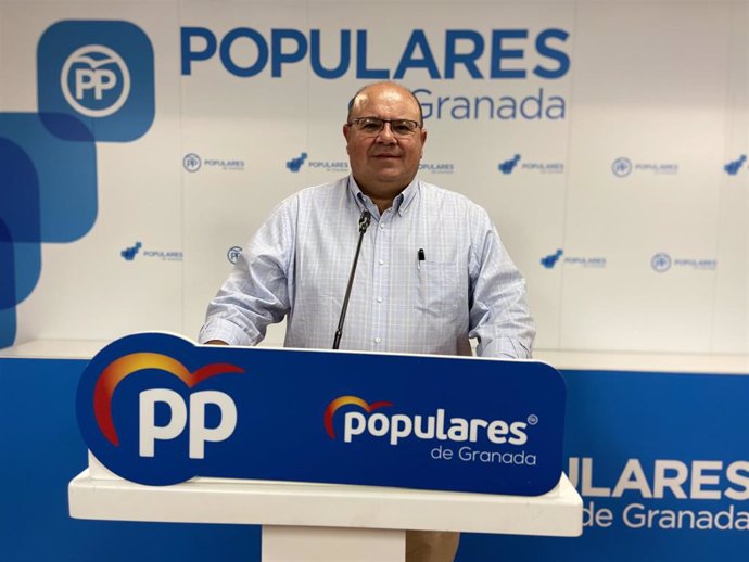 El senador del PP de Granada José Robles