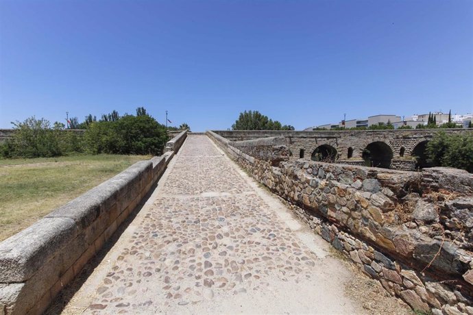 Descendedero del Puente Romano de Mérida
