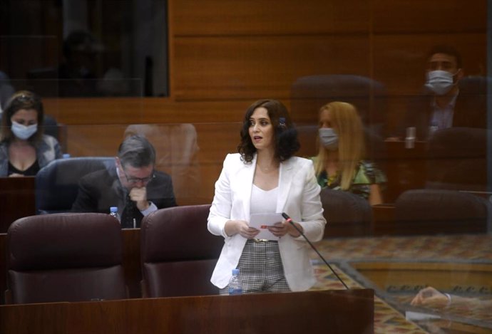 La presidenta de la Comunidad de Madrid, Isabel Díaz Ayuso, durante una sesión de control al Gobierno en la Asamblea de Madrid