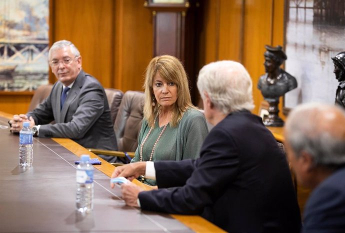 Pilar Miranda recibe al Consejo de Administración de Nuevo Astillero de Huelva S.A.