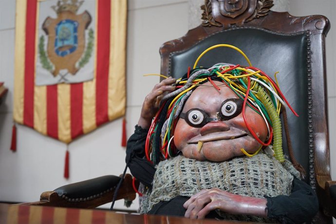 Albaida (Valencia) inicia los trabajos de restauración de la Bruja Avería y los Electroduendes