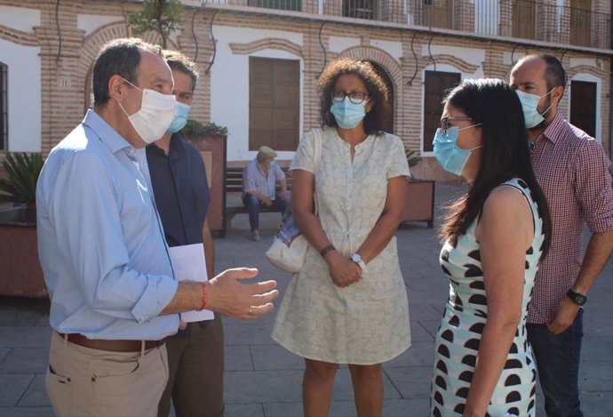 Mercedes Montero y Jose Luis Ruiz Espejo (PSOE) en rueda de prensa en Archidona