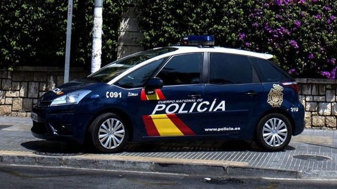 Un coche patrulla de la Policía Nacional
