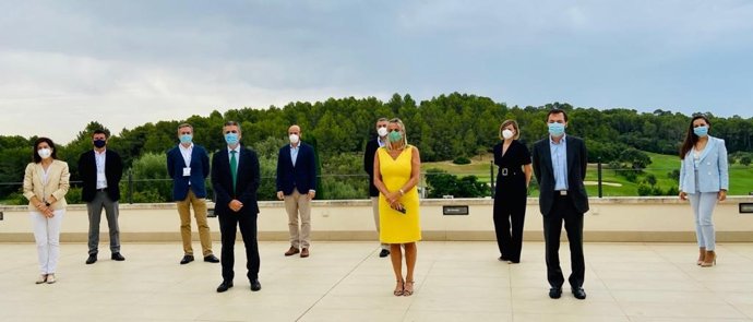 Ponentes en la Jornada 'Perspectivas del sector turístico en la nueva normalidad'