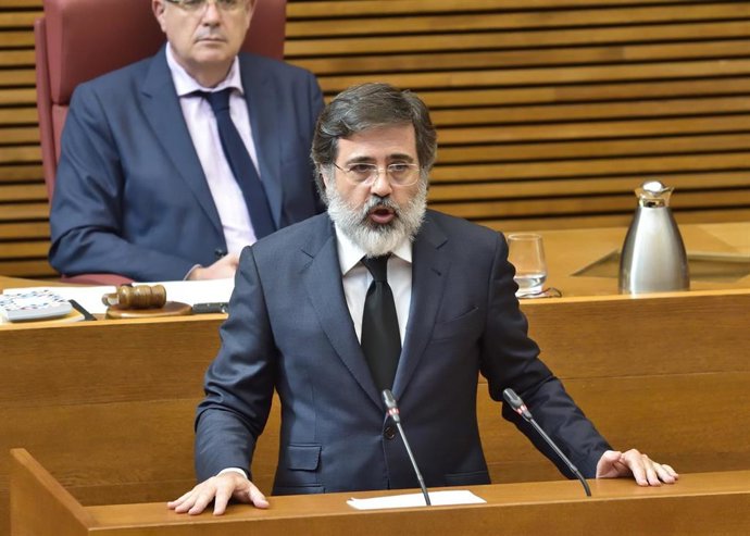 El portavoz de Vivienda del Grupo Popular en Les Corts, Alfredo Castelló.