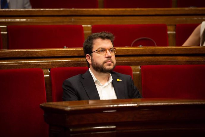 El vicepresidente de la Generalitat, Pere Aragons, en el Parlament, en una imagen de archivo