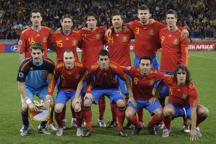La selección española de fútbol posa antes de un partido del Mundial de Sudáfrica