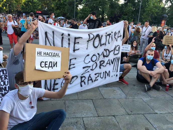 Serbia.- La Policía detiene a decenas de personas en otra noche más de protestas