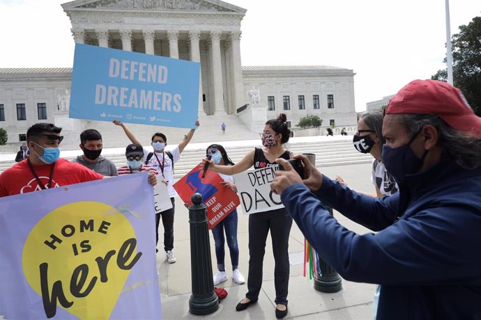 Protesta en favor de los 'dreamers' frente al Tribunal Supremo de Estados Unidos