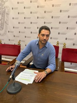 Eduardo Castillo, concejal del Grupo Socialista en el Ayuntamiento de Granada