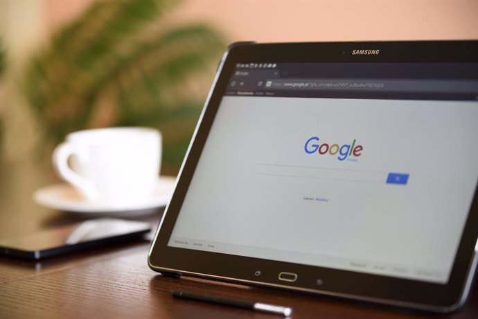 Google prohibirá anuncios de 'software' espía y tecnología de vigilancia
