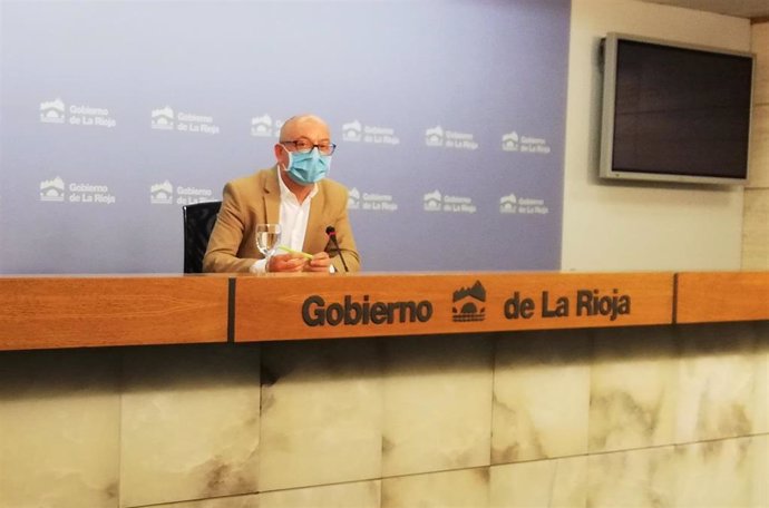 El director general de Salud Pública, Consumo y Cuidados, Enrique Ramalle, habla sobre la obligatoriedad de llevar mascarilla en La Rioja.