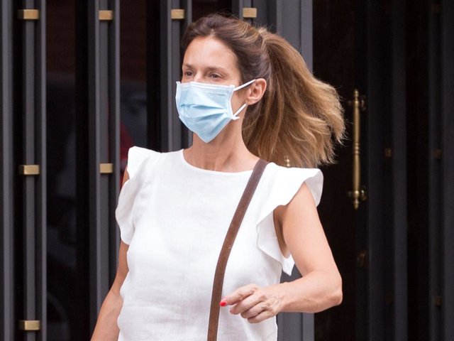 Elena Rodríguez, madre de Adara, con la mascarilla reglamentaria